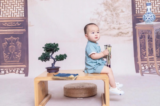 广州供卵代怀包生男孩宝宝掉头发是怎么回事